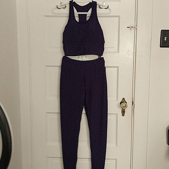 2 Piece Yoga, Jogging Athletic Set NWT Size S/M $40/set. Deep Red. - Picture 1 of 5
